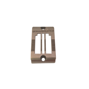 91-048 064-04/015 PFAFF 292 THROAT PLATE 12.0-12.8xAB