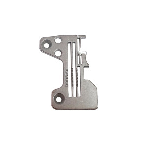 R-4305-J6E-E00 JUKI MO-6714-BE6 THROAT PLATE